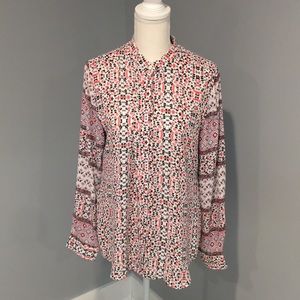 Women’s size medium top